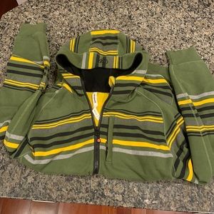 Lululemon Men’s Sweater XL